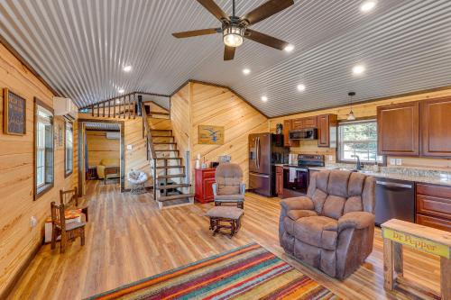 Amity House | ~ 1 Mi to Lake Greeson & Ramp: 'Lazy Bear Cabin'