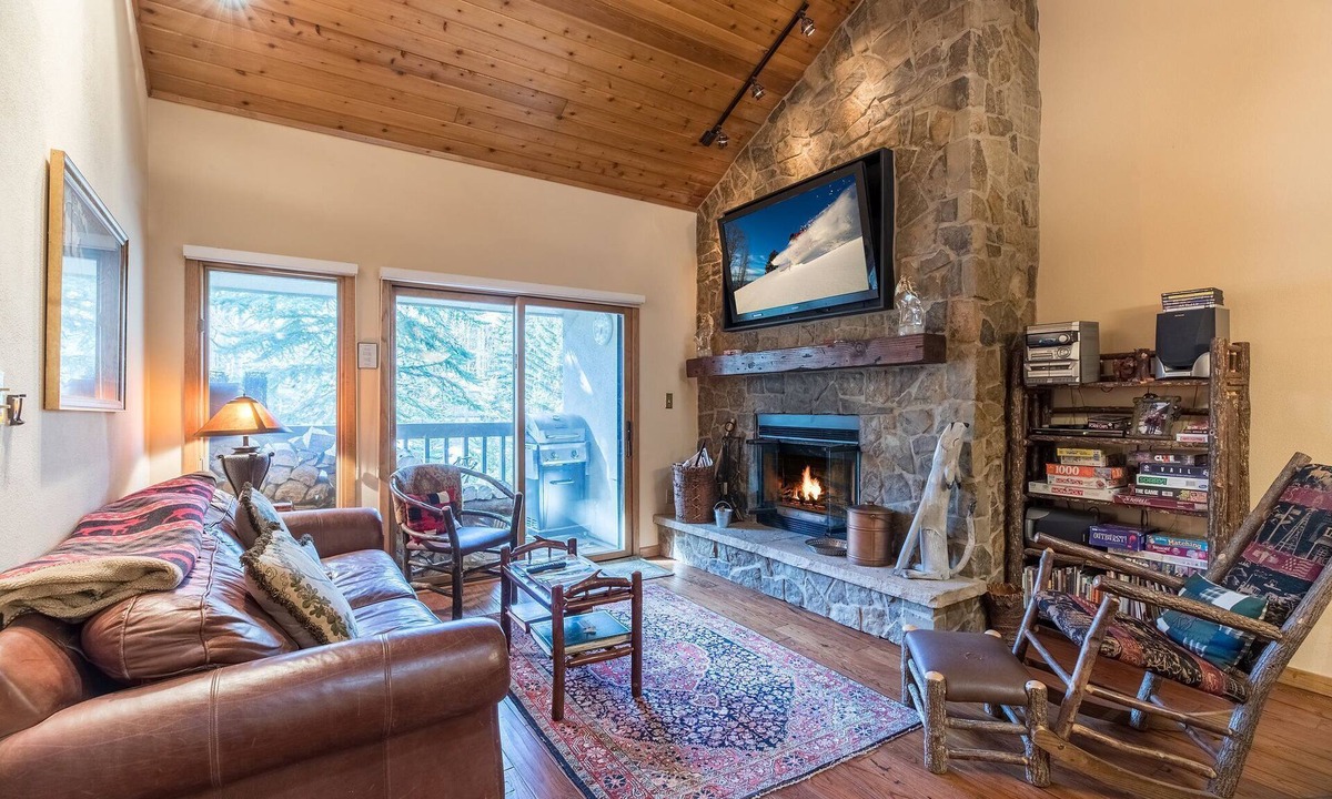 Beaver Creek Condo | 3/2 Ski In/Out BEAVER CREEK, steps to Village, Townsend Place A307