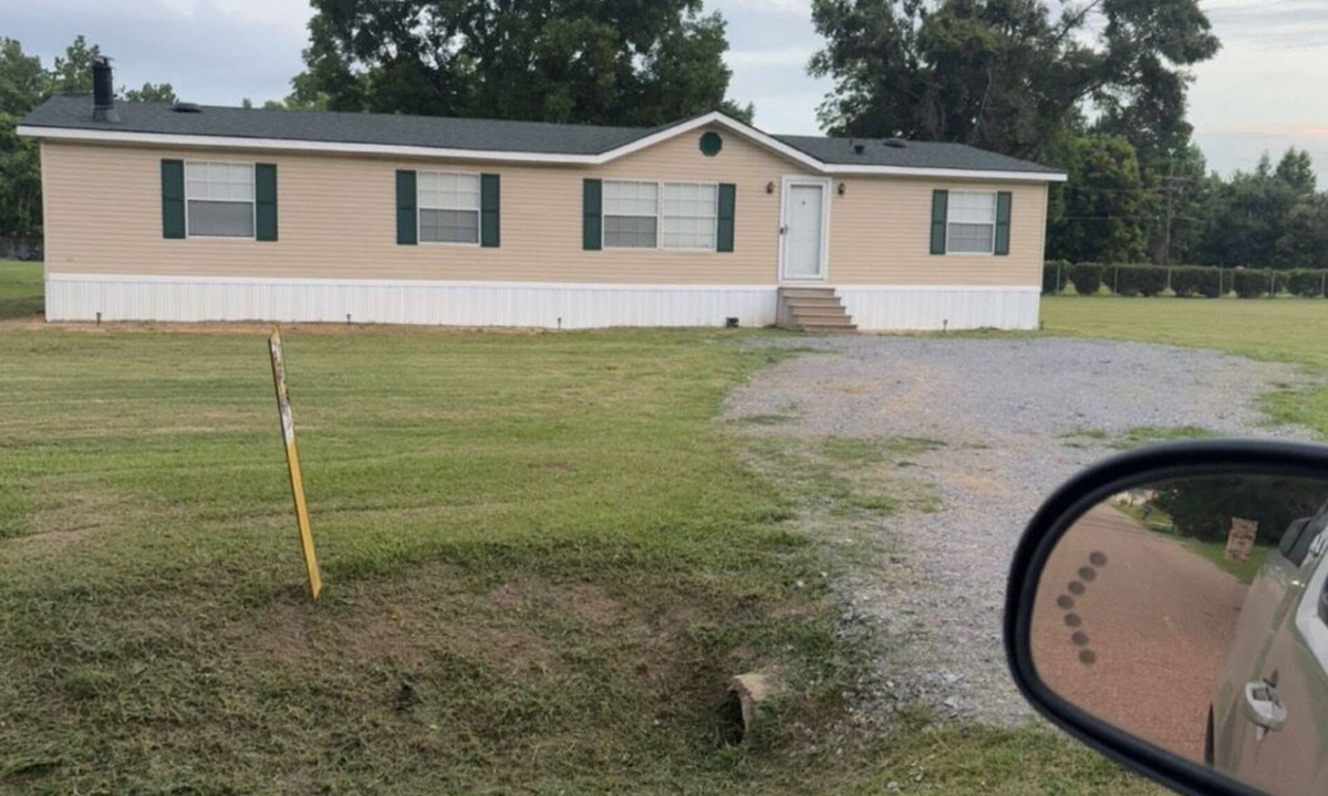 Richwood House | 3-bedroom 2 full bath mobile home in nice quiet area 7 beds available