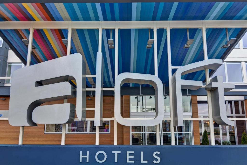Secaucus Hotel | Aloft by Marriott Secaucus Meadowlands
