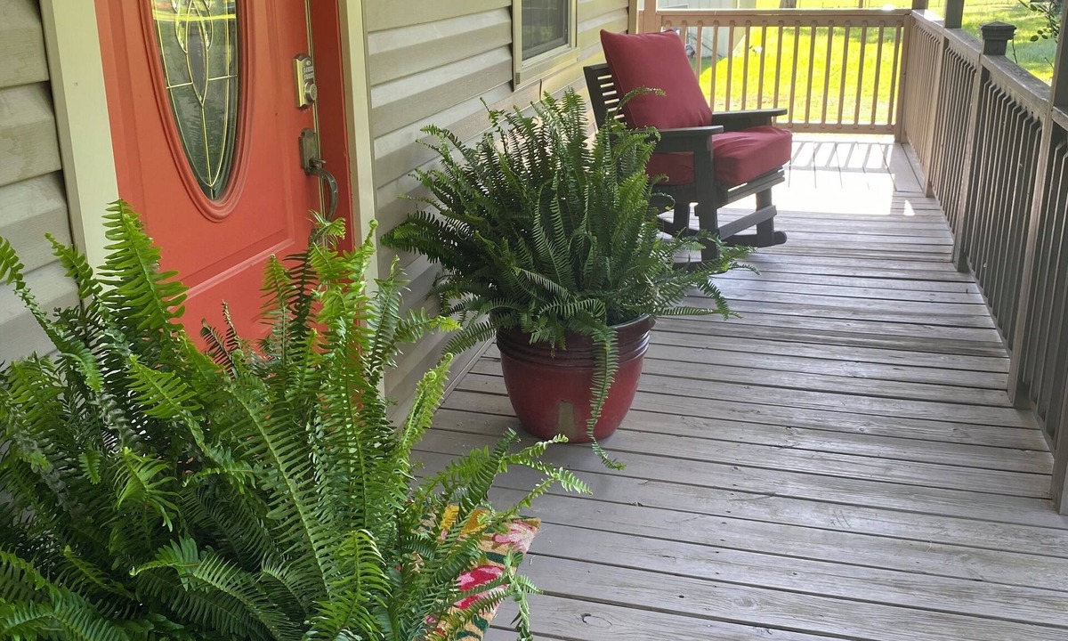 Florien House | AMAZING VIEWS - boathouse private onsite boat launch, wrap around porch