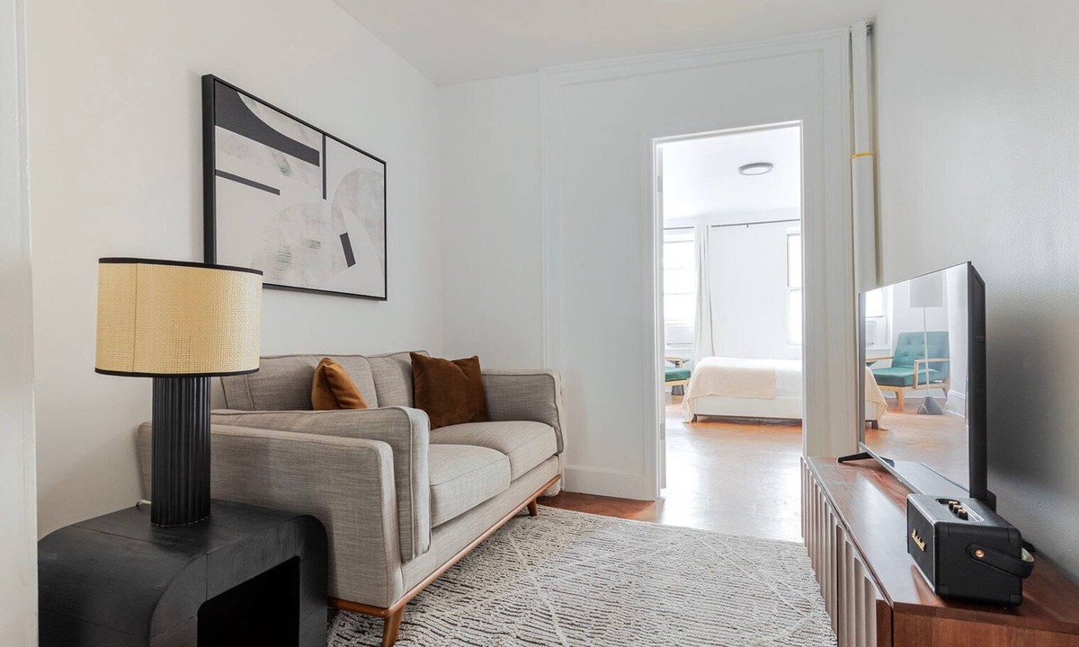 East Village Apartment | Blueground | Alphabet City, washer, nr Tompkins Square Park