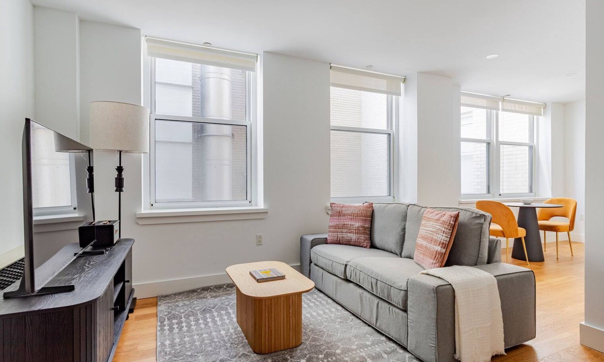 Tribeca Apartment | Blueground | Tribeca, w/d, nr One WTC