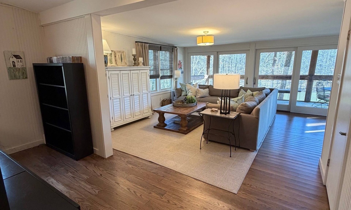East Central Shelby Cottage | Charming 1-bedroom cottage on Peaceful Lake