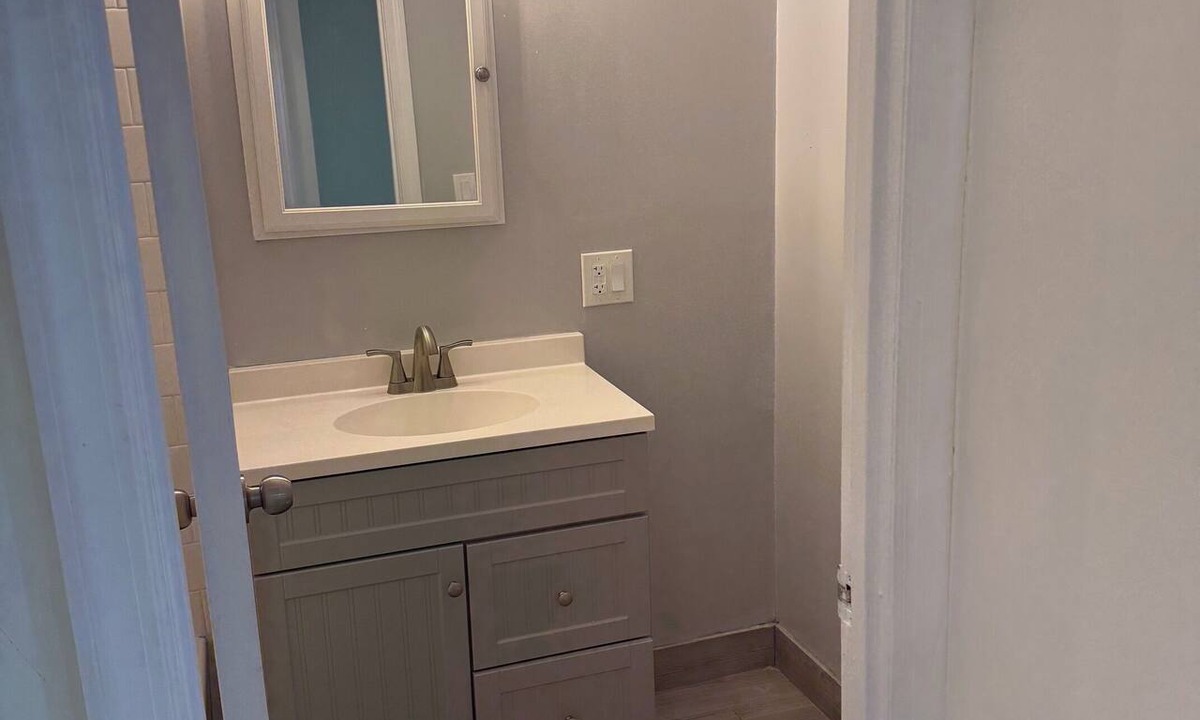 Greenville Apartment | Charming 2-bedroom apartmentminutes from Times Square NYC