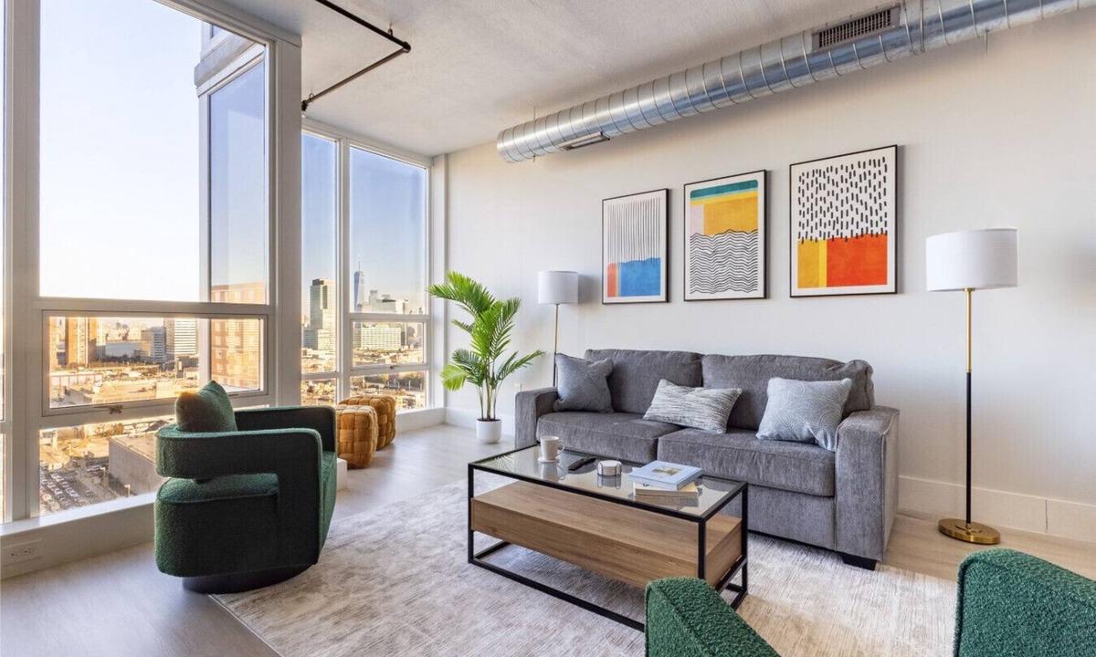 Historic Downtown Apartment | Chique Loft 10 Min from NYC with Gym, Pool, Sauna
