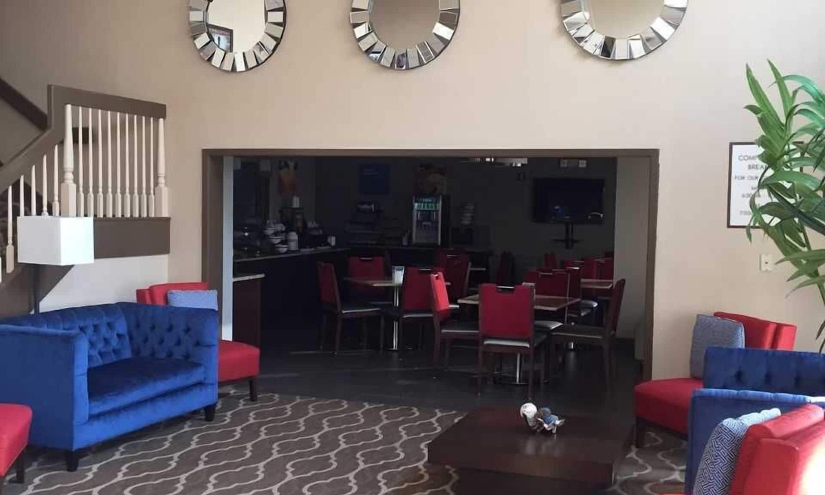 Meridian Hotel | Comfort Inn Meridian - Bonita Lakes