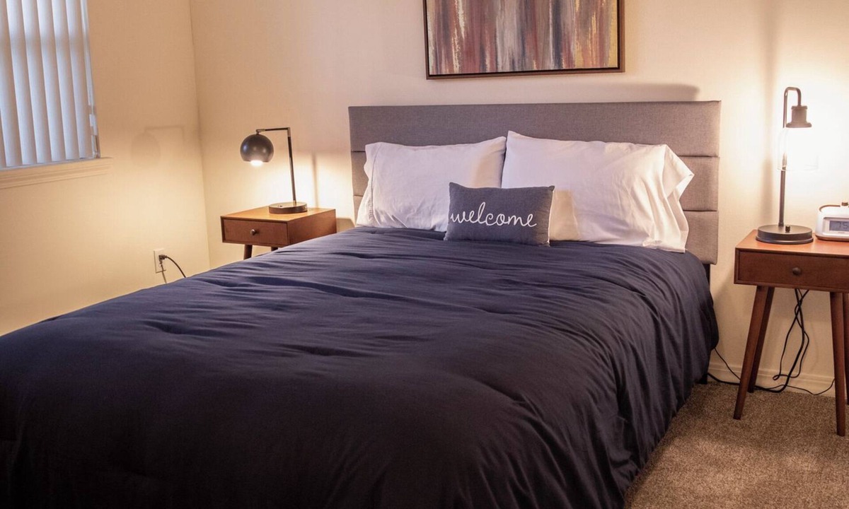 Cherokee Village Hotel | Condo 303 is a spacious two-bedroom/two-bathroom unit at Cooper's Pointe