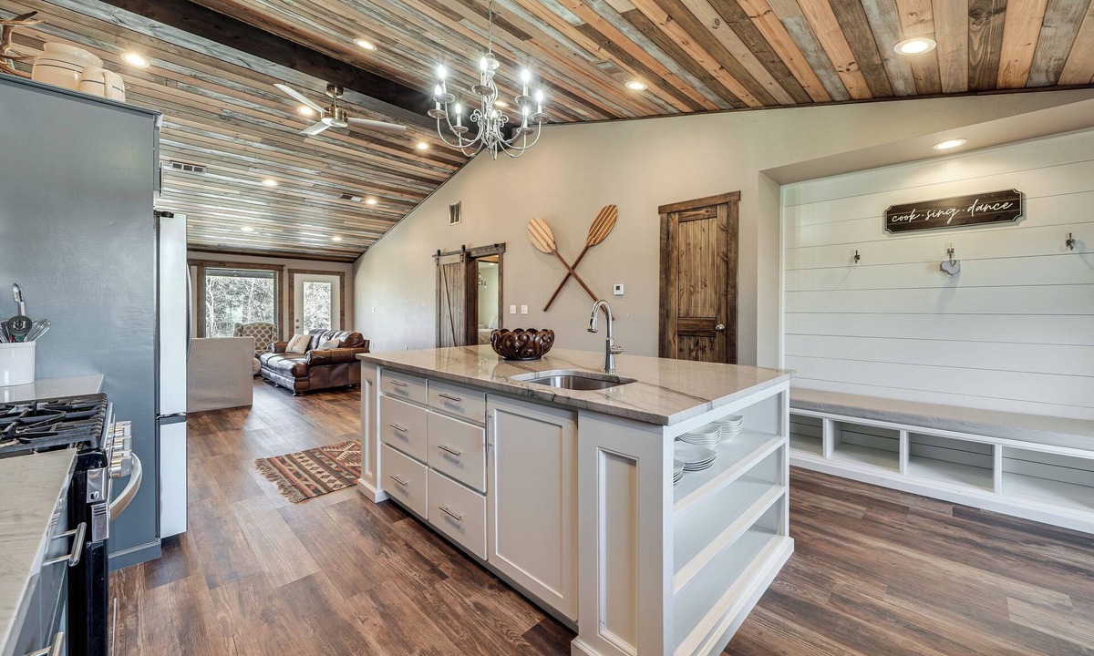 Gillham Cottage | Cossatot River Retreat: Home w/Fire Pit & Grill