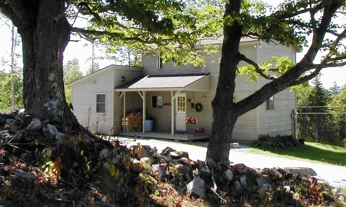 Belmont Cottage | Cozy 4-season COTTAGE—Summer/Fall, weekends or weeks; WINTER, ski season only