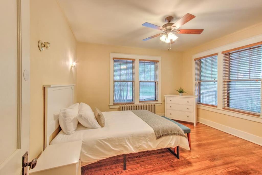 Cooper-Young Historic District House | Craftsman Guest Suite | Heart of Cooper-Young