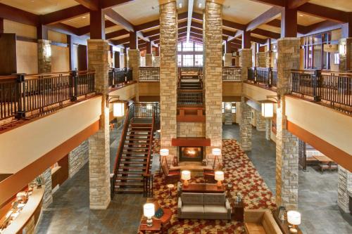 Fallsview Resort | DoubleTree Fallsview Resort & Spa by Hilton - Niagara Falls