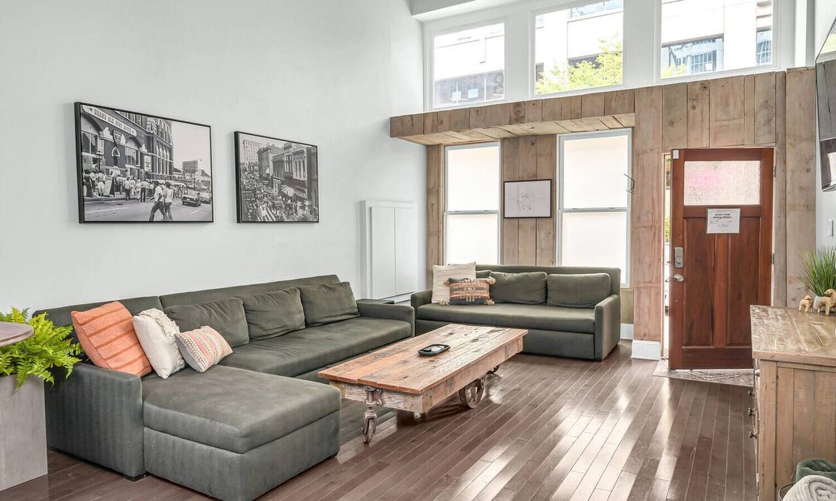 Downtown Nashville Condo | Downtown Music City Loft living! ~Steps from Broadway.