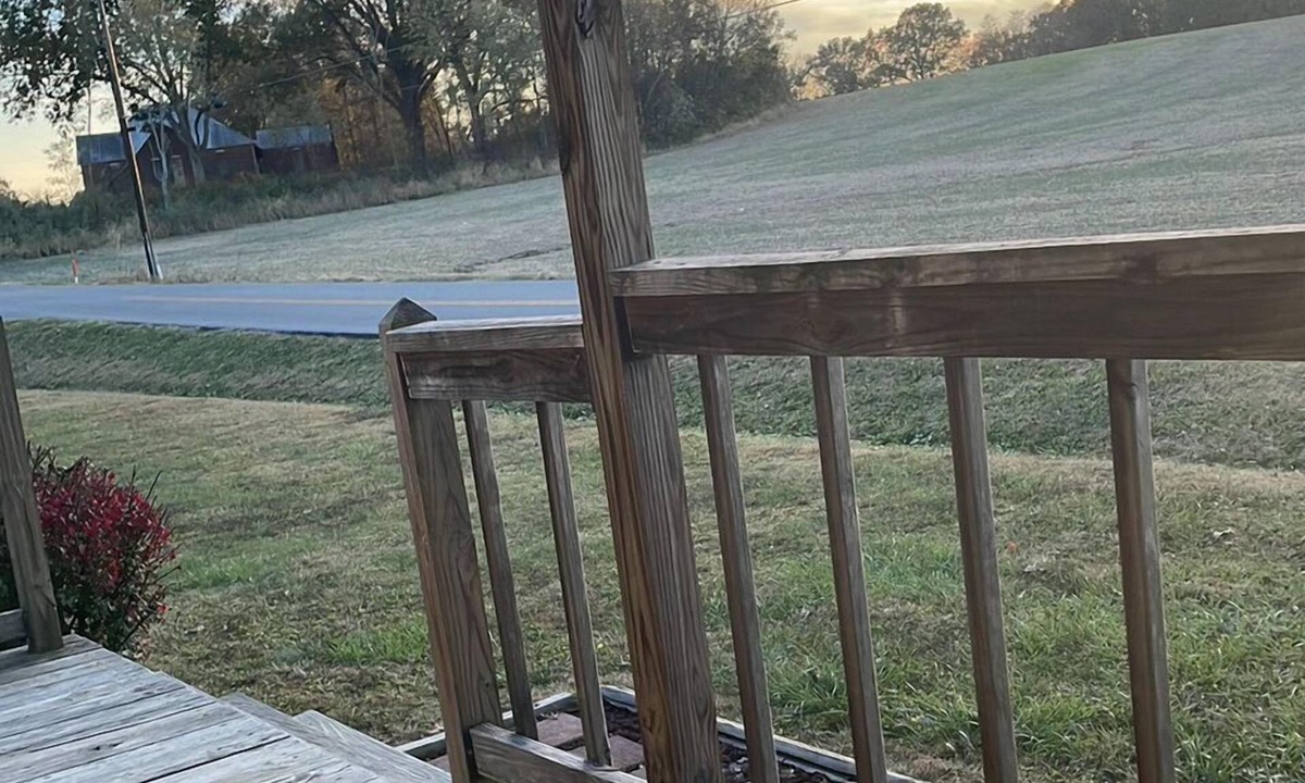Water Valley House | Enjoy the country when you stay at Peace in the Valley.