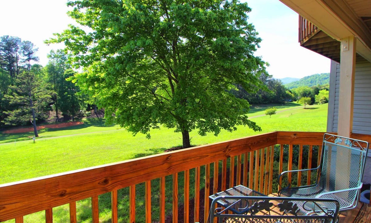Lake Lure Condo | Fairways of the Mountains