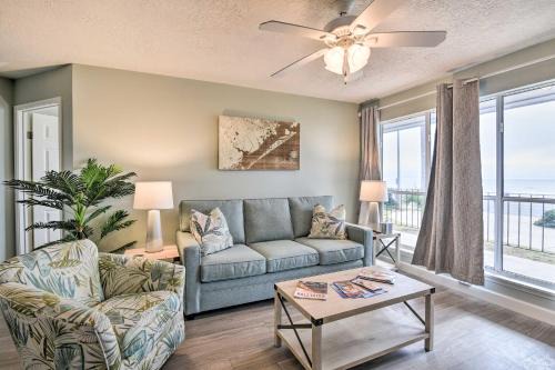 Galveston House | Gulf Views & Resort Perks: Walkable Galveston Gem