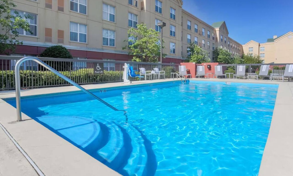 Southwind Hotel | Homewood Suites King Studio w/Breakfast, Pool&Gym