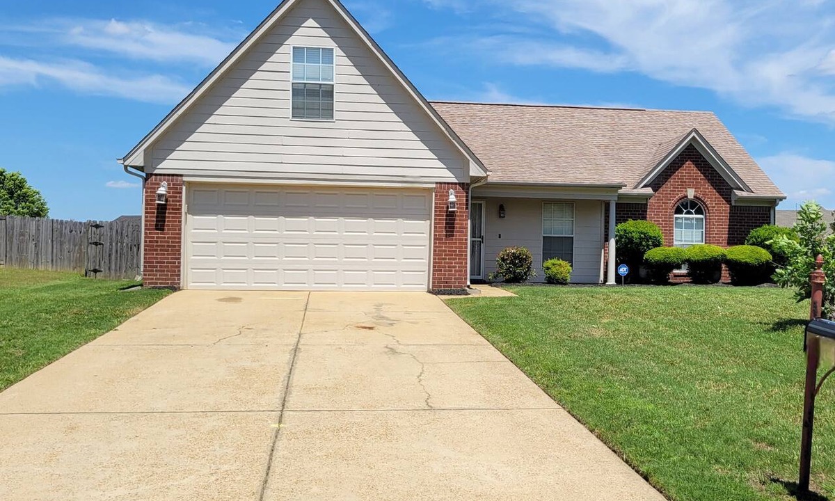 Horn Lake House | Horn Lake Hideaway ~ Spacious 4BR/2BA Near Memphis ~ Monthly Stays Welcome