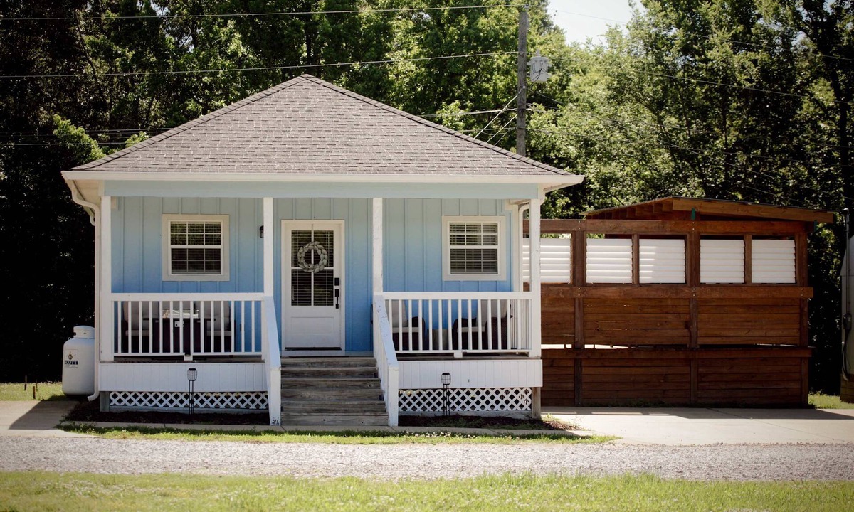 Starkville House | Hot Tub, Sauna, Cold Plunge | 3 Miles From MSU