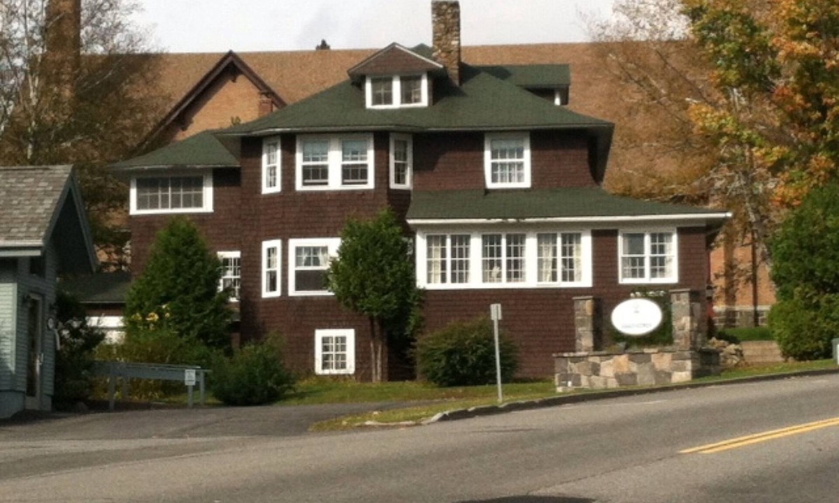 Hillcrest House | Huttlinger House - Great Family Home in Lake Placid