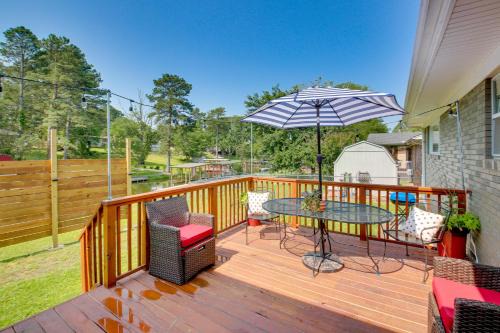 Lakeland House | Lake Hamilton Home: 5 Mi to Hot Springs!