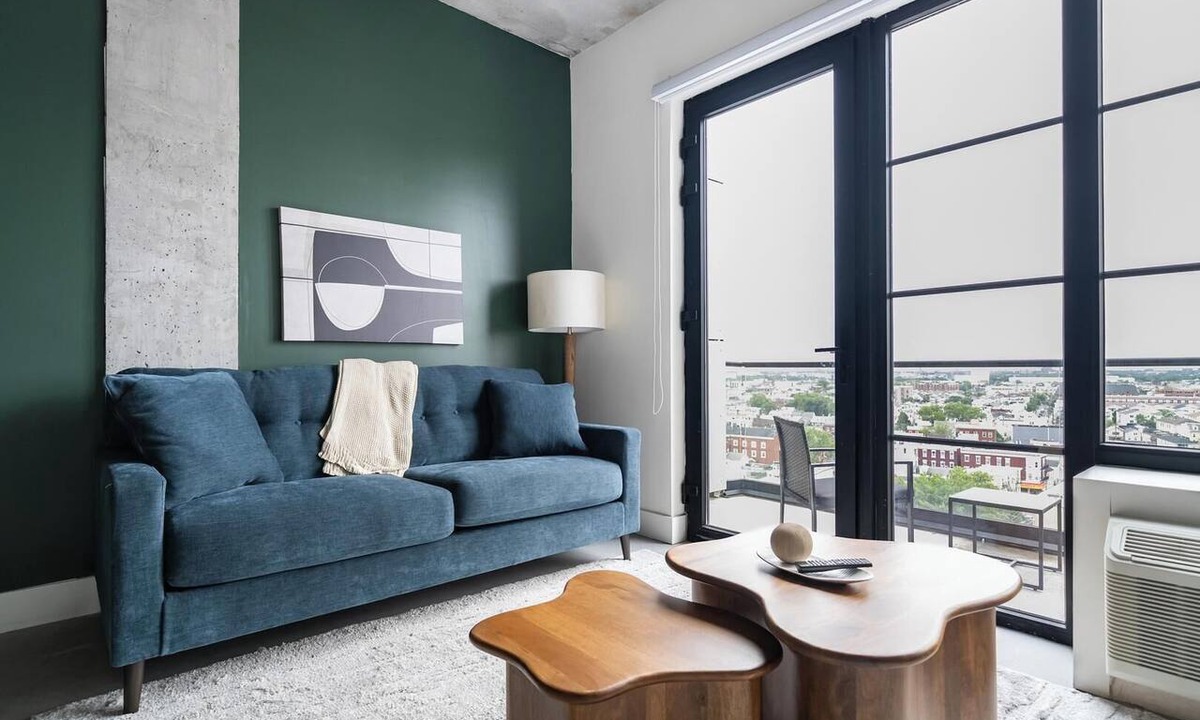 Ironbound District Apartment | Landing | Spectacular Studio, Gym