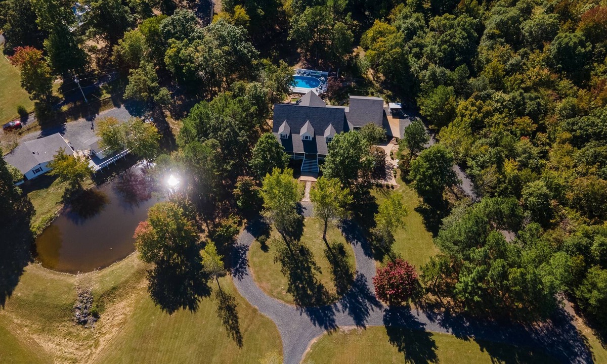 Mena House | Location! 12 acre private estate, 6 MI. to Wolf Pen Gap! 5 miles to Mena!
