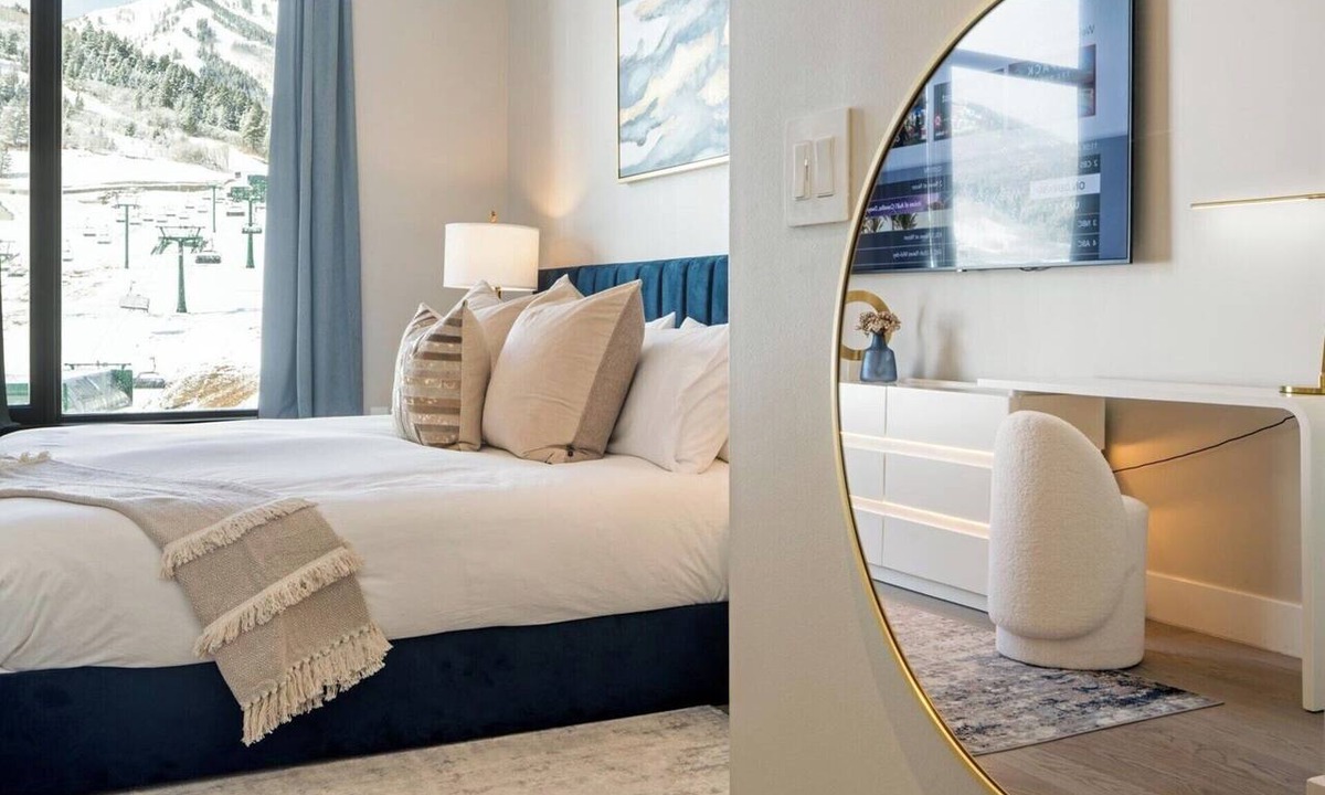 Park City Hotel | Luxury 2 bed at Deer Valley East Village - SUMMER DEALS! Book now