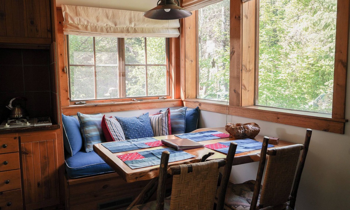 Sundance Cottage | Luxury Cottage at Sundance Utah-Reduced June Rates-Walk to Lift and Restaurants