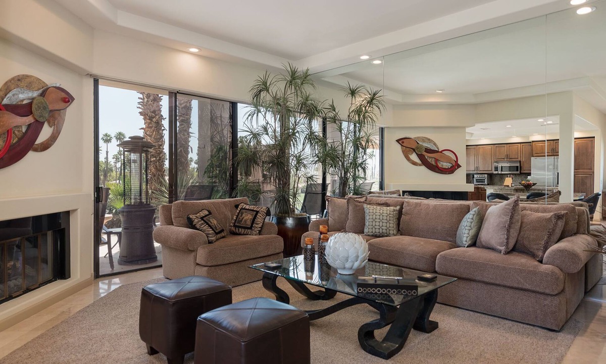 Palm Desert Condo | Luxury Premium Upgraded Home – Palm Desert, CA