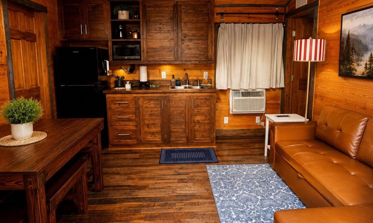 Eagle Rock House | Mill Creek Lake Retreat Cozy 1 bedroom by Table Rock Lake