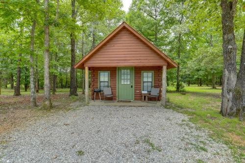 Newnata Apartment | Near Trails! Ozark Mtn Hideaway w/Fire Pit, Grill