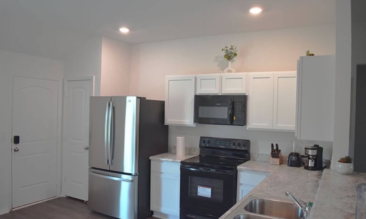 Cabot House | New 4-bedroom pet-friendly house with WiFi and AC in pleasant Cabot