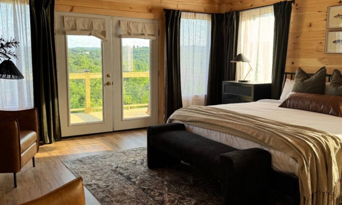 Yellville Cabin | NEW! Cabin w/Gorgeous Views, Pool, FirePit