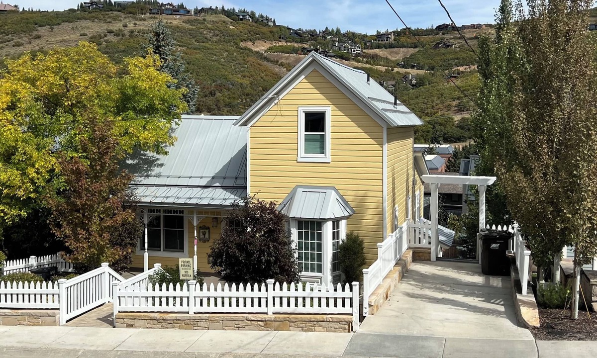 Downtown Park City House | Oct/Nov discounts: Park City's Hidden Treasure in Park City Old Town -Sleeps 12+