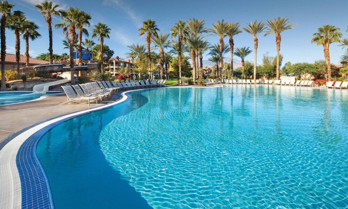 Palm Desert Villa | PALM DESERT-MARRIOTT SHADOW RIDGE, THE VILLAGES perfect for Coachella 4/16-20