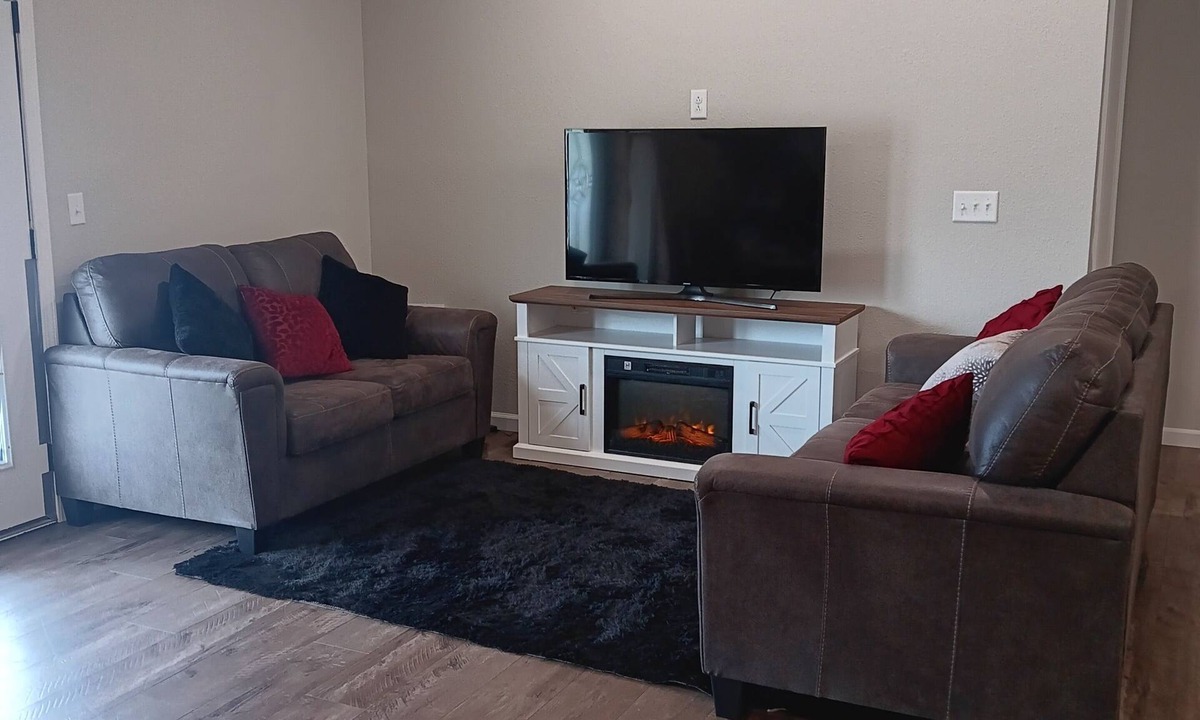 Van Buren House | Peaceful Stay Near Current River