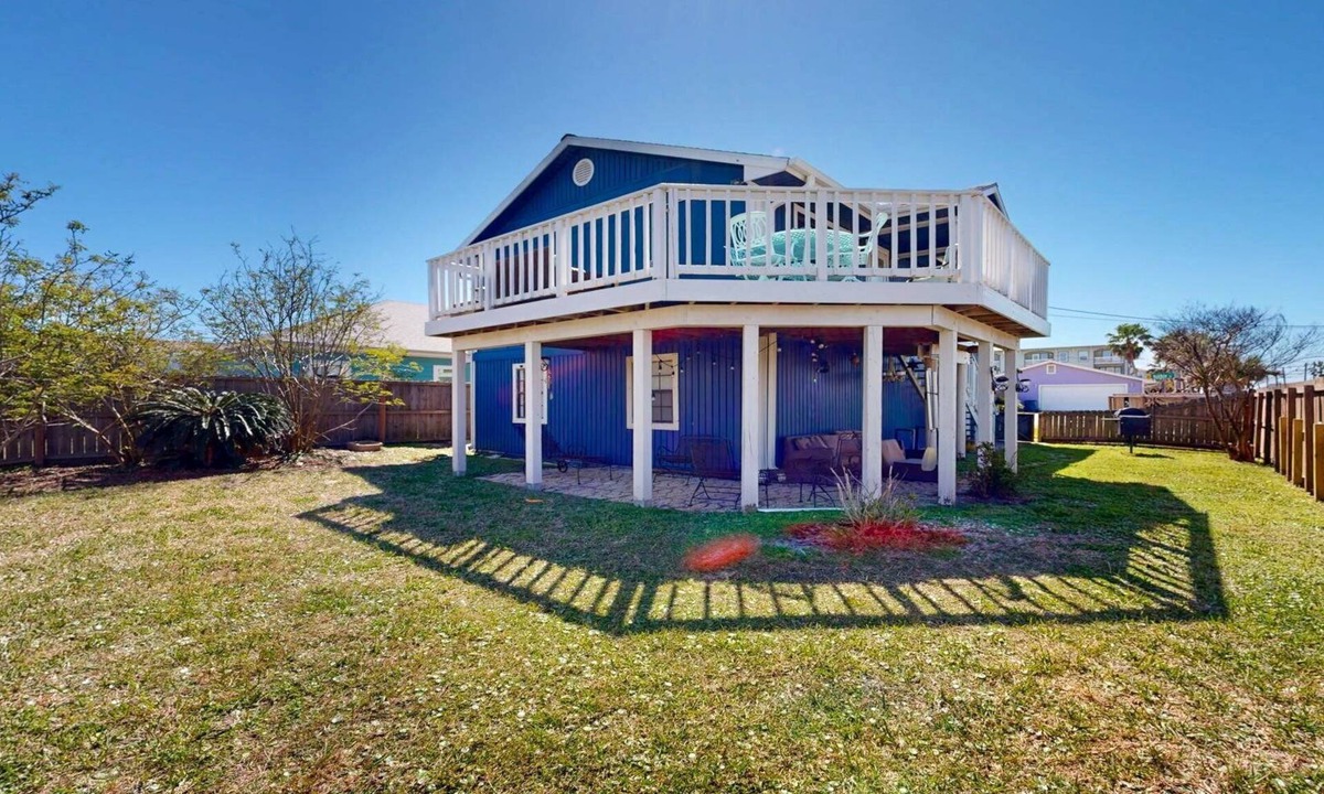 Shibui Sands House | Pet Friendly with Large Fenced Yard, Golf Cart Access