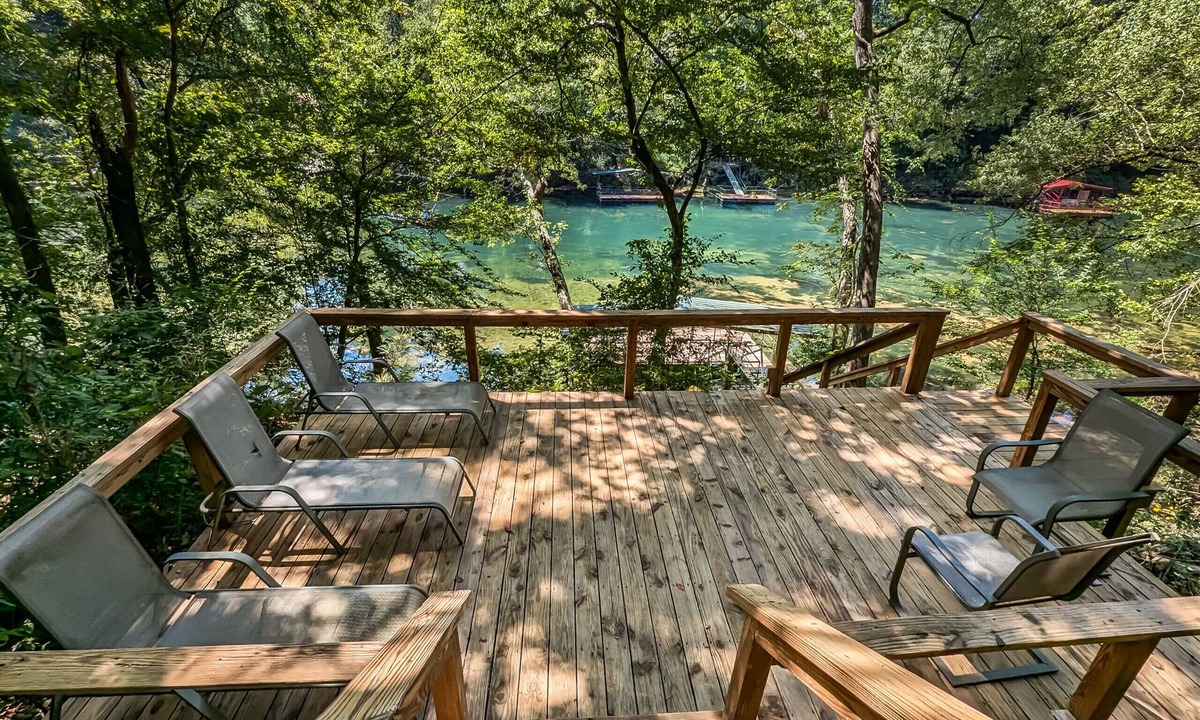 Heber Springs House | Reel River House ~ on the Little Red