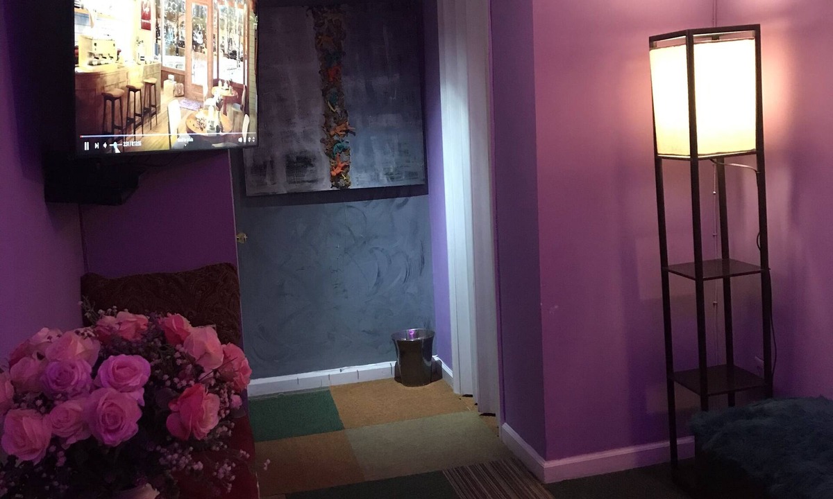 Hell's Kitchen Apartment | Romantic room in the heart of Times Square