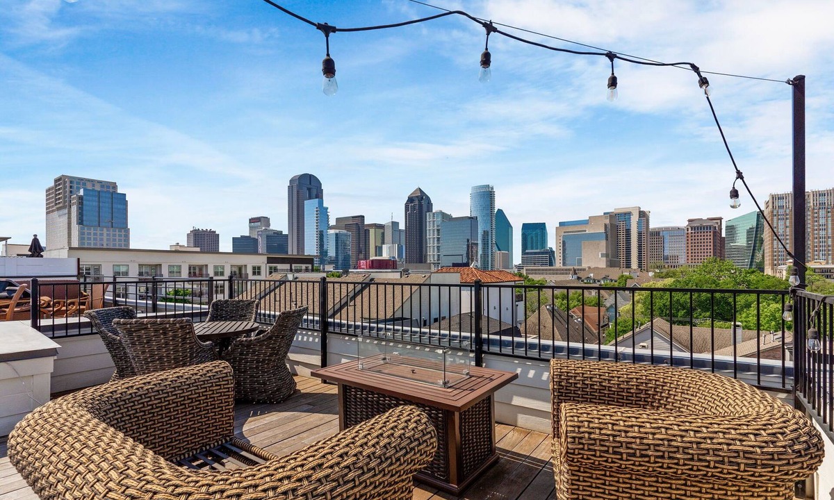 Uptown House | Rooftop Terrace, Skyline Views + Office - Uptown Dallas