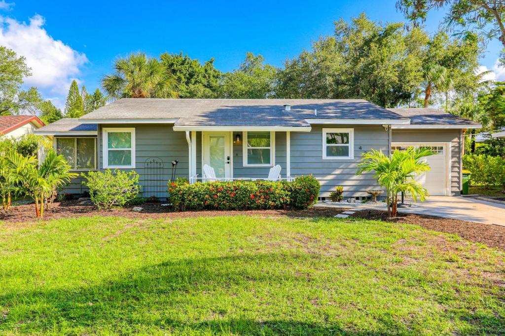 Indian Beach Sapphire Shores House | Sapphire Shores Escape