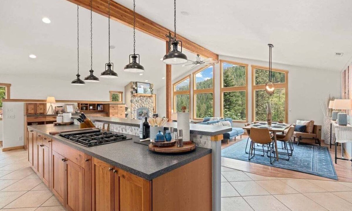 Peshastin House | Secluded and Peaceful -10 minutes from Leavenworth