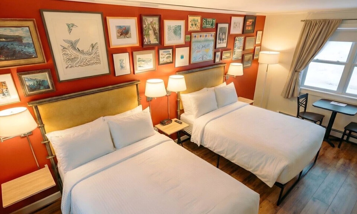 Woodstock Bed & Breakfast | Sleep Woodstock - 2 Double Beds - Dog Friendly
