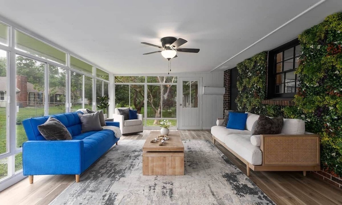 Lee's Summit House | Summit Social House | Game Room | King Beds
