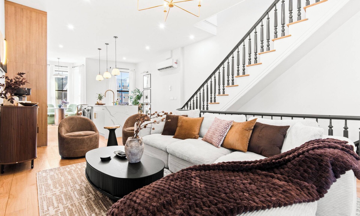 West Side Apartment | The Bergen Standard 3BD 2BA Brownstone + Parking