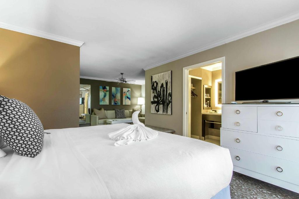 Little Rock Hotel | The Burgundy Hotel, Tapestry Collection by Hilton