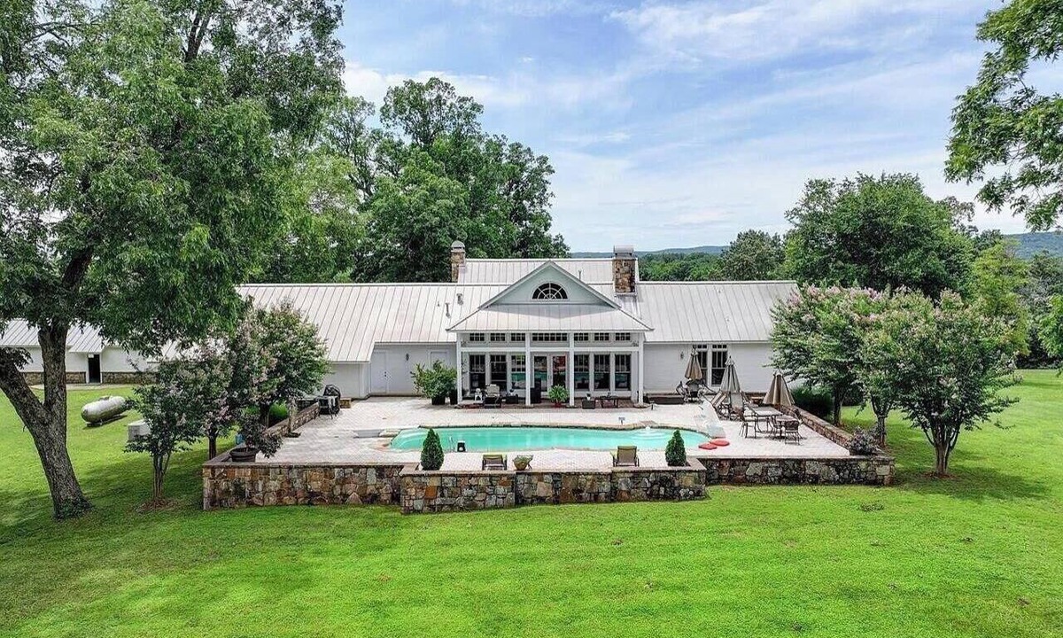 Story House | The Lodge at Hearthstone Ridge