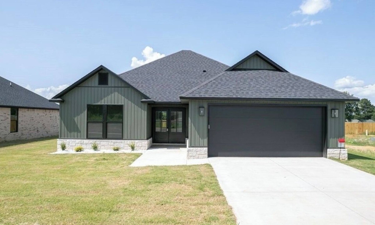 Barling House | The Stone House - near ACHE, Fort Chaffee, and Mercy Hospital