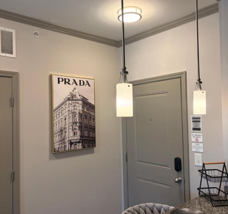 South Nashville Apartment | WealthyRich Luxury Stay 5 Min From Downtown Nashville